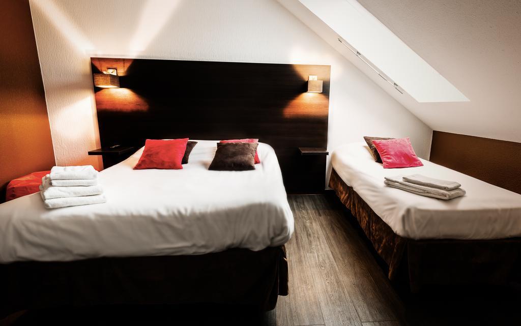 Logis Hotel Lons-Le-Saunier - Restaurant Le Grill Luaran gambar