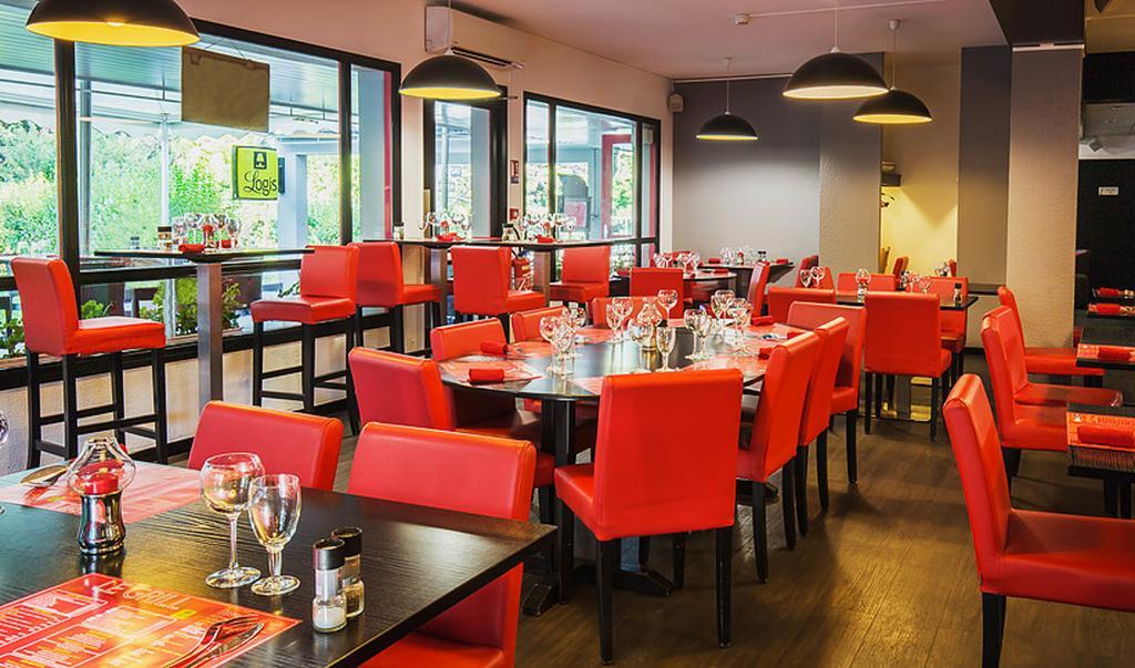 Logis Hotel Lons-Le-Saunier - Restaurant Le Grill Luaran gambar