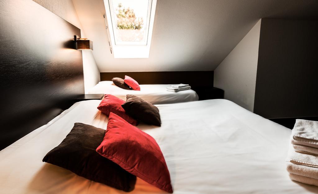 Logis Hotel Lons-Le-Saunier - Restaurant Le Grill Luaran gambar