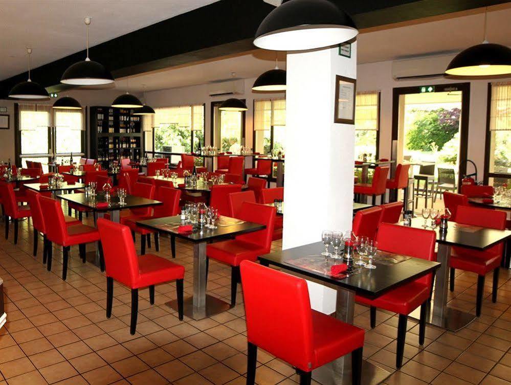 Logis Hotel Lons-Le-Saunier - Restaurant Le Grill Luaran gambar
